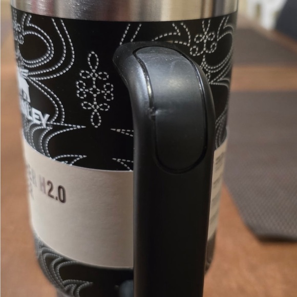 Stanley Barbie Pink and Ken Black Tumbler Set - Picture 7 of 9